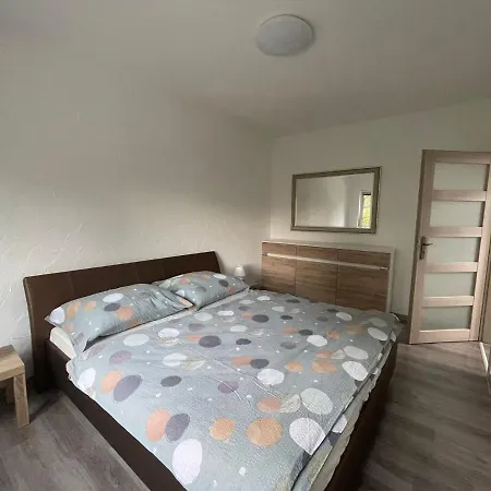 Z Wellnes Apartment *
